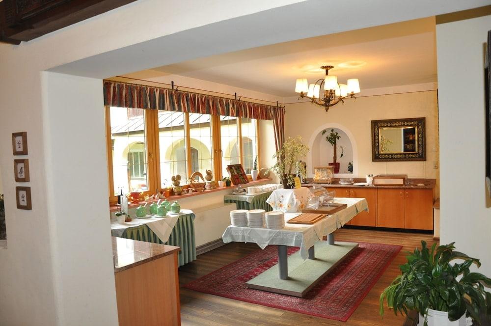Hotel Post Großkirchheim Eksteriør bilde