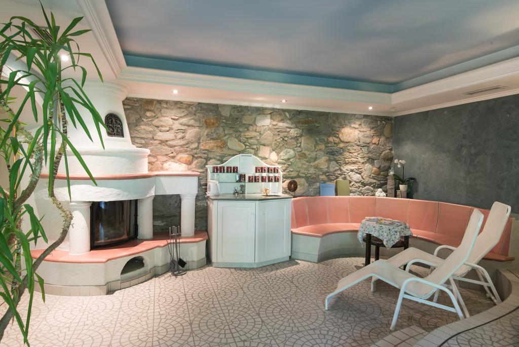Hotel Post Großkirchheim Eksteriør bilde